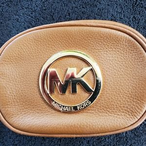 Michael Kors makeup bag
